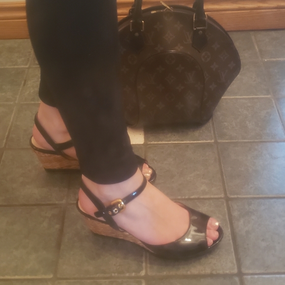 Black Prada Patent Wedge Wicker Heels Sandals - Picture 7 of 8